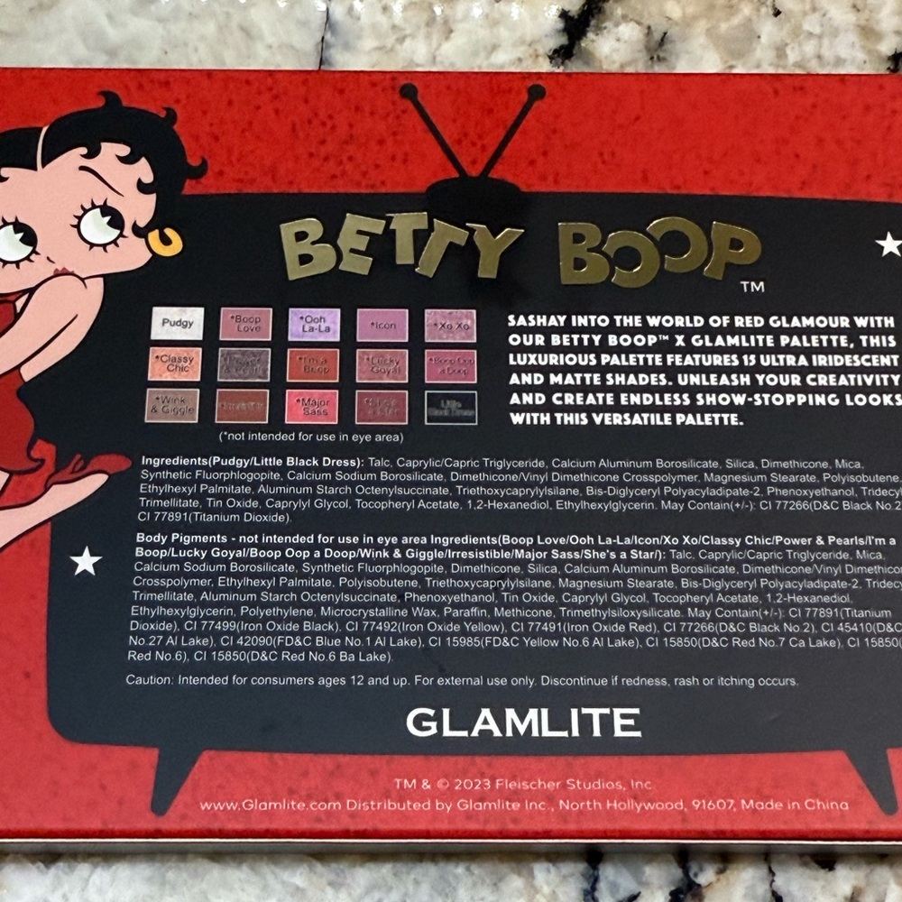 NWT Betty Boop x Glamlite 15 Eyeshadow Holographic Palette - Picture 13 of 14